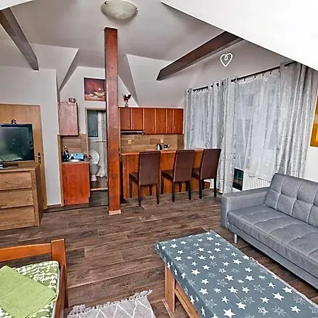 Orman Evi Pod Svahem